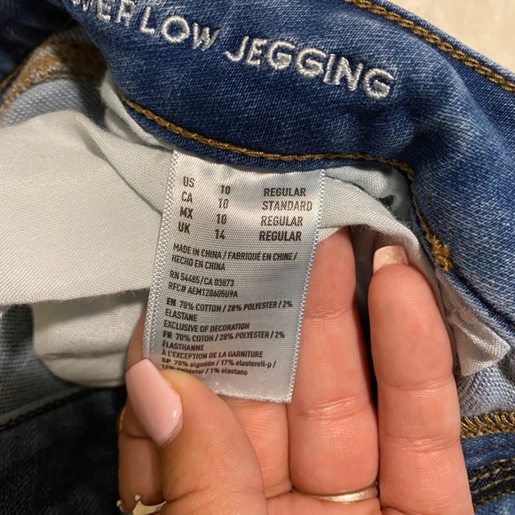 AE Ripped Jeans - Picture 2 of 3